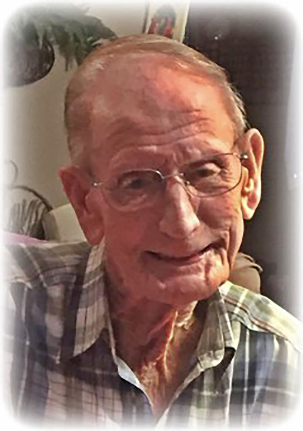 Willard Vanhoose paid obit pic.jpg